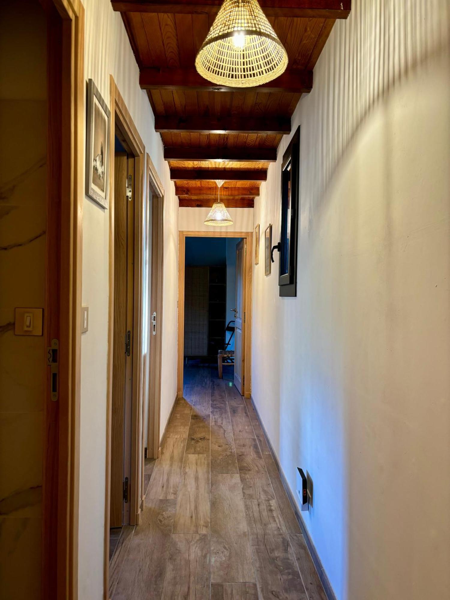 Maison Terre De Lune Mondragon Exterior foto